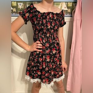 Ladies Small smocked Rose floral laced dress